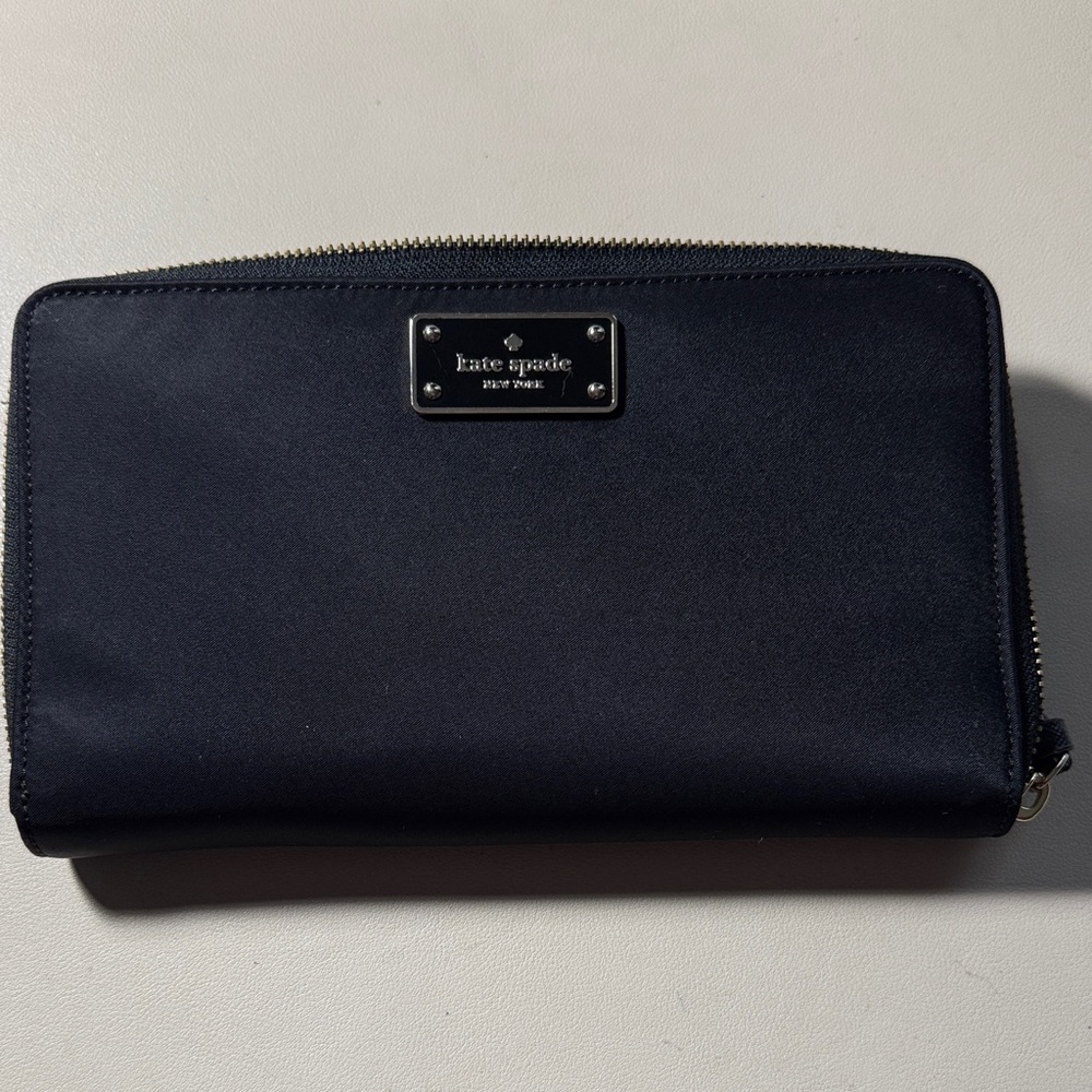 Kate Spade Travel Wallet